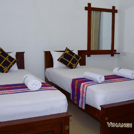 Vihangi Guesthouse ดัมบูลลา ภายนอก รูปภาพ