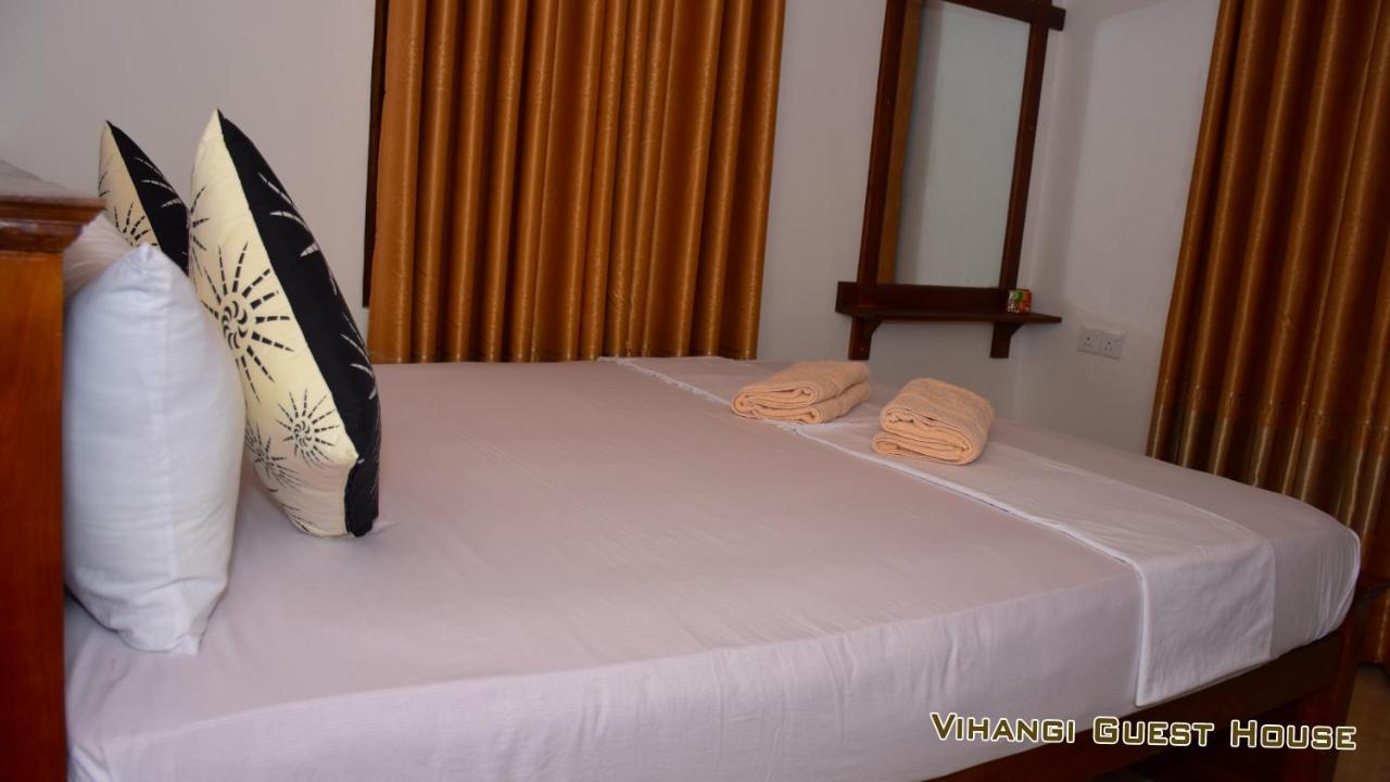 Vihangi Guesthouse ดัมบูลลา ภายนอก รูปภาพ