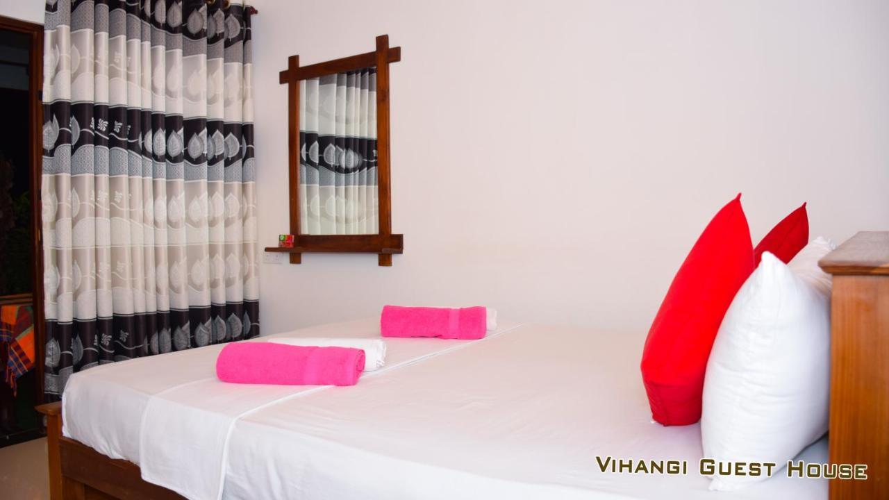 Vihangi Guesthouse ดัมบูลลา ภายนอก รูปภาพ
