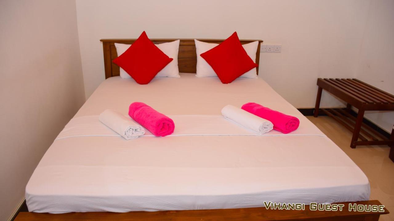 Vihangi Guesthouse ดัมบูลลา ภายนอก รูปภาพ