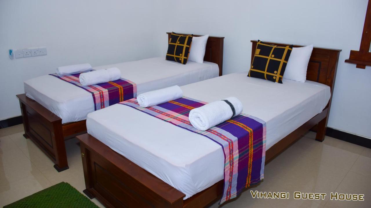Vihangi Guesthouse ดัมบูลลา ภายนอก รูปภาพ